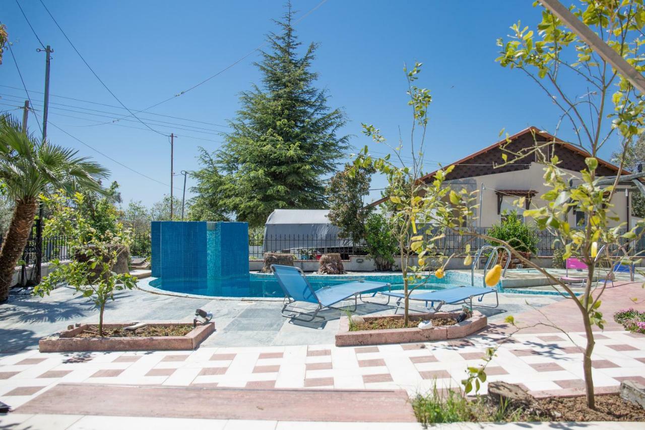Rural Villa Private Pool, Bbq, Court ,20' Airport Nea Kallikrateia Zewnętrze zdjęcie